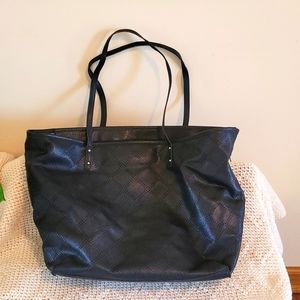 BLACK large tote bag, zipper top with zipper pocket and 2 open pockets i…